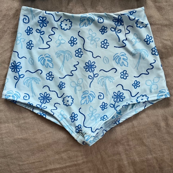 Inner Relm Confidence Top and Bottom, size medium, vintage blue - Picture 9 of 11